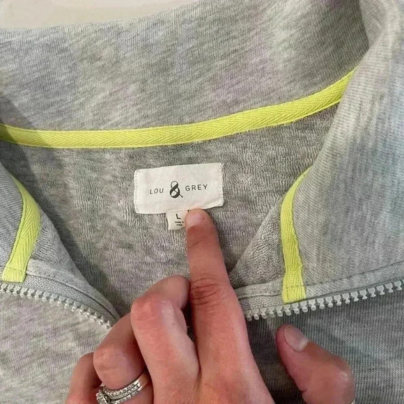 Lou & Grey Signature Soft Half Zip Pullover Sweatshirt Heather Gray Womens Large - Picture 4 of 6